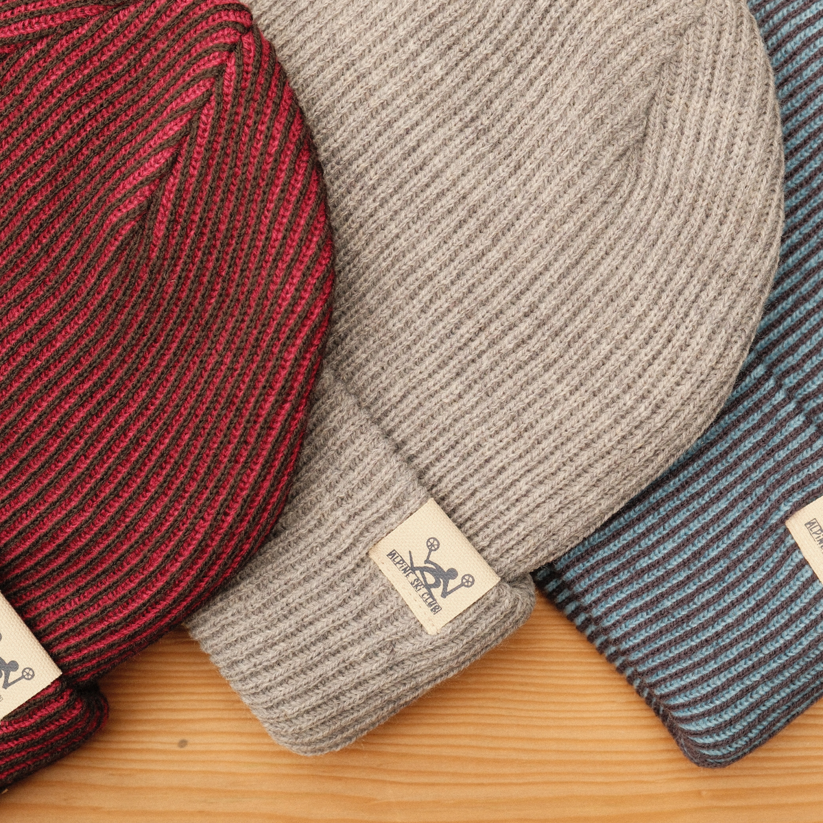 '27 Toque | Knit Cuffed Label