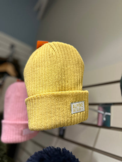 Ribbed Knit Toque with Woven Label